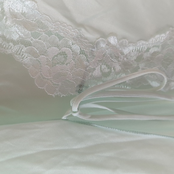 Vintage Short Robe - Picture 4 of 7